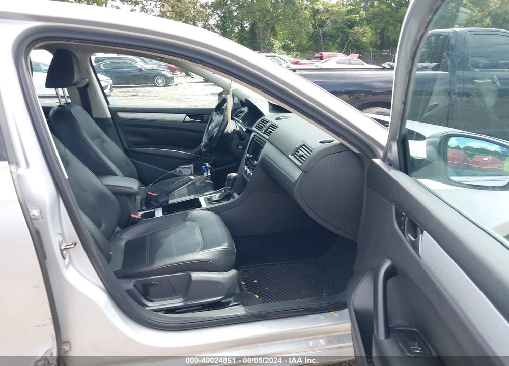 2012 VOLKSWAGEN PASSAT 2.5L SE VIN: 1VWBH7A3XCC100531