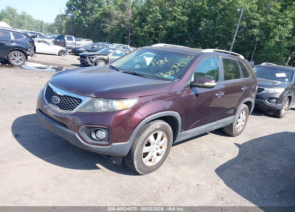 2011 KIA SORENTO LX VIN: 5XYKT4A11BG101687