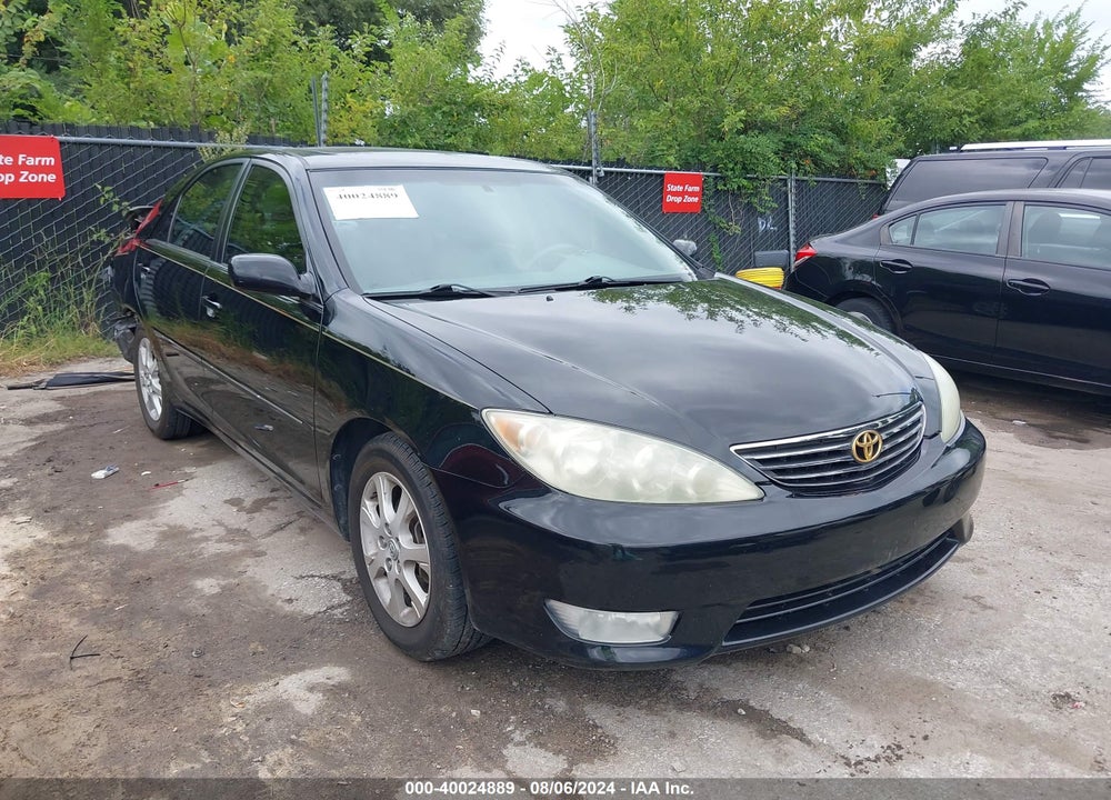 2005 TOYOTA CAMRY XLE V6 VIN: 4T1BF30K75U084422