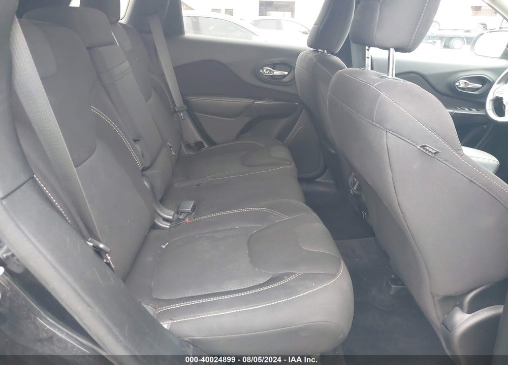 2016 JEEP CHEROKEE VIN: 1C4PJMCS1GW174733