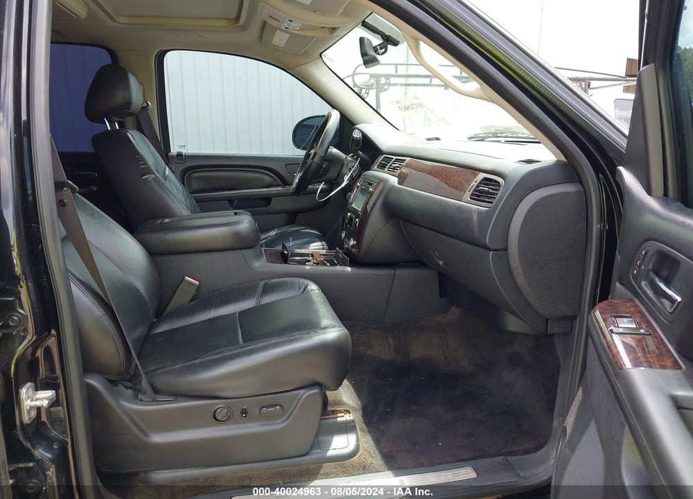 2012 GMC YUKON XL 1500 DENALI VIN: 1GKS2MEF0CR140495
