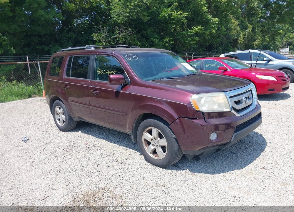 2011 HONDA PILOT EX VIN: 5FNYF4H44BB064420