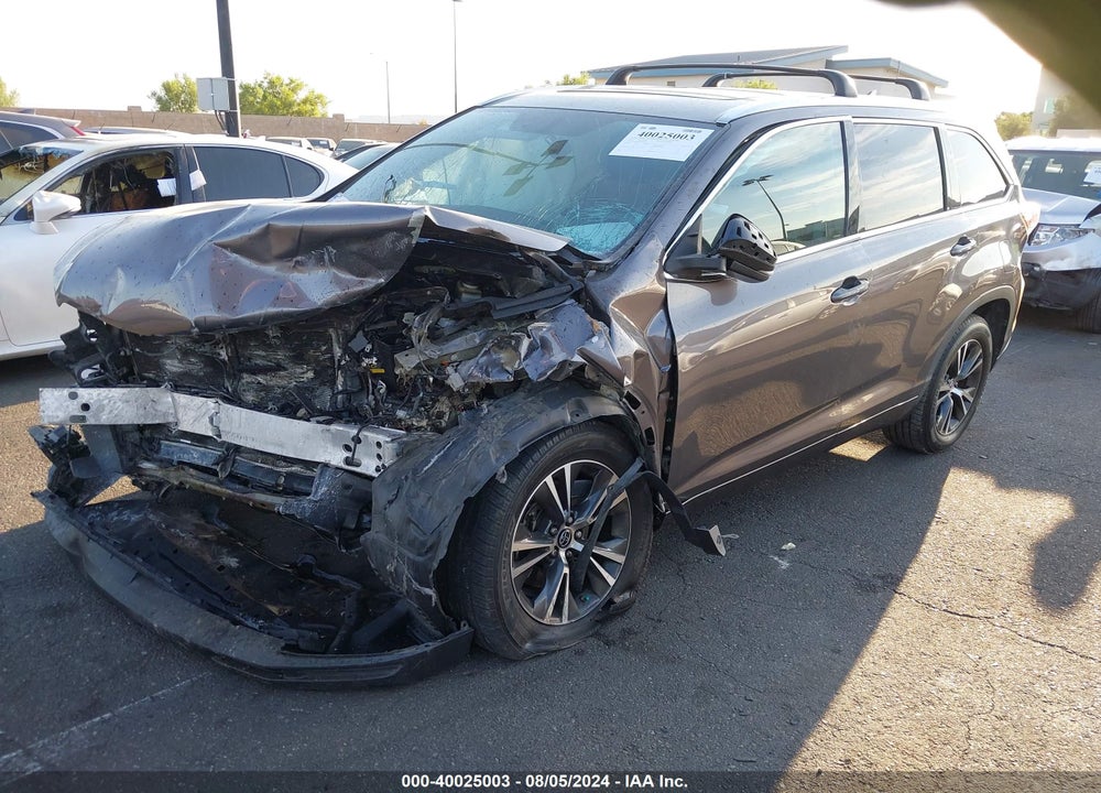 2016 TOYOTA HIGHLANDER XLE V6 VIN: 5TDKKRFH0GS504303