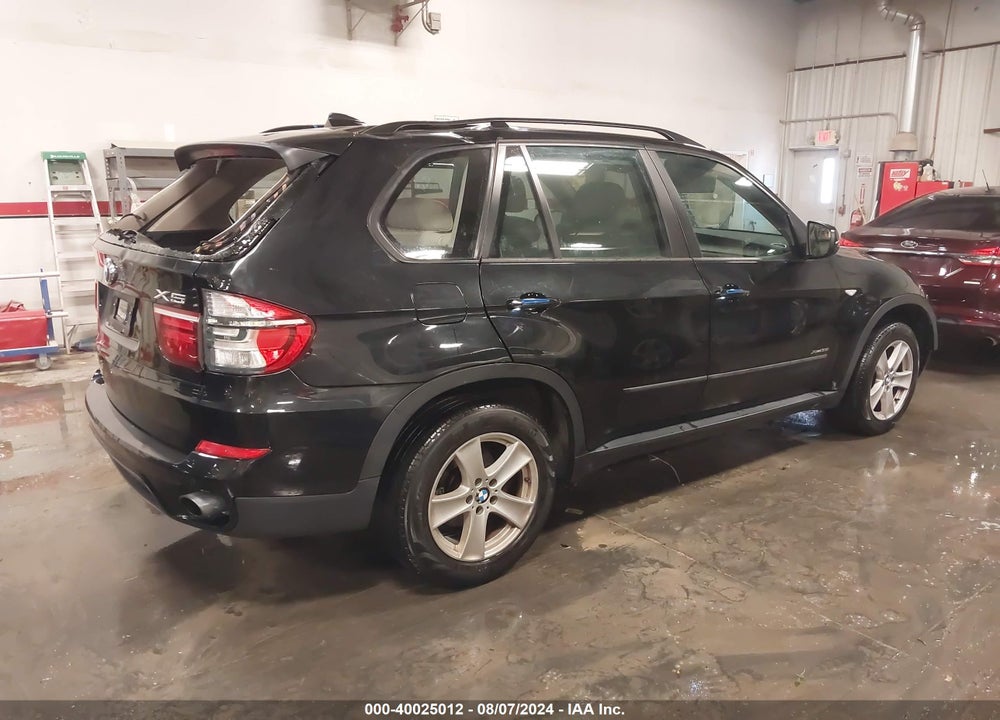 2012 BMW X5 XDRIVE35I/XDRIVE35I PREMIUM/XDRIVE35I SPORT ACTIVITY VIN: 5UXZV4C53CL755149