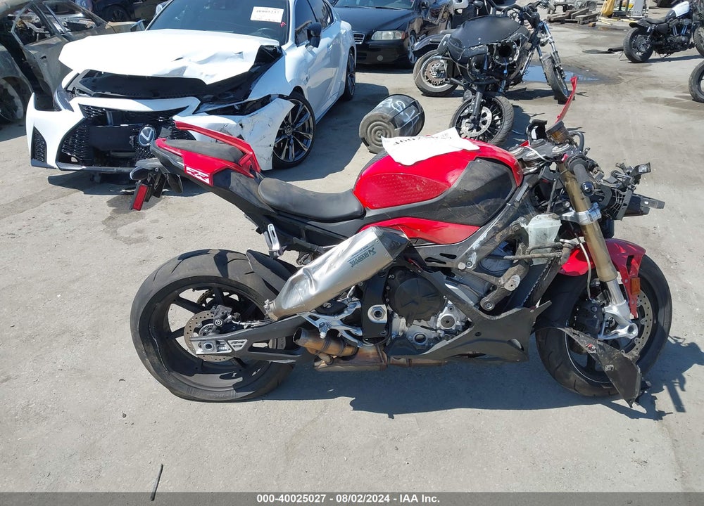 2024 BMW S 1000 RR VIN: WB10E6309R6J56125