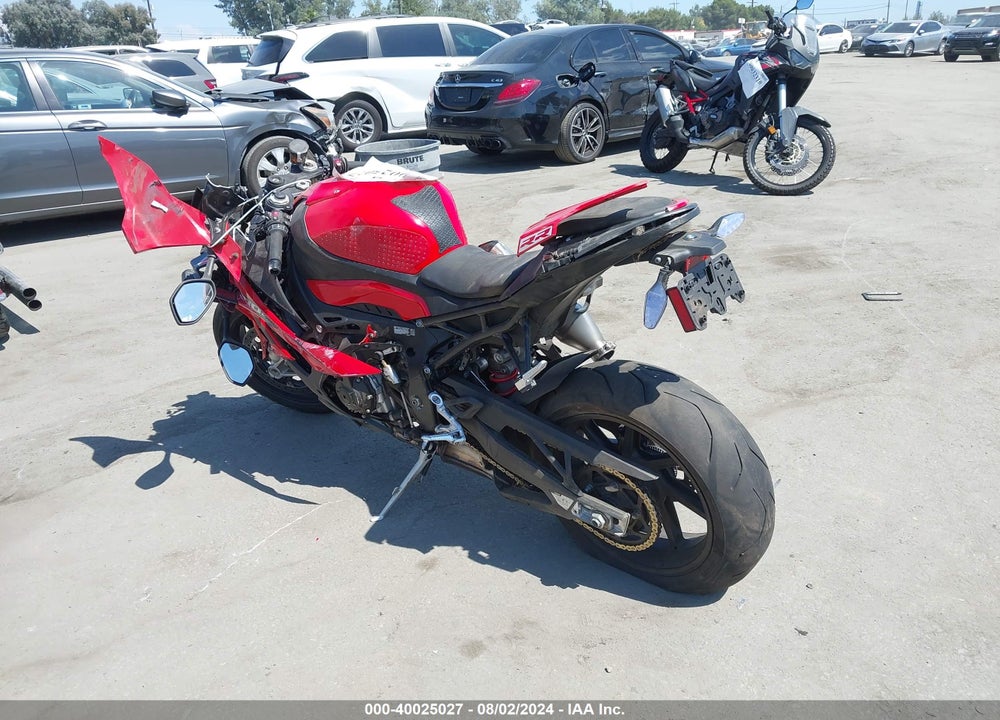 2024 BMW S 1000 RR VIN: WB10E6309R6J56125