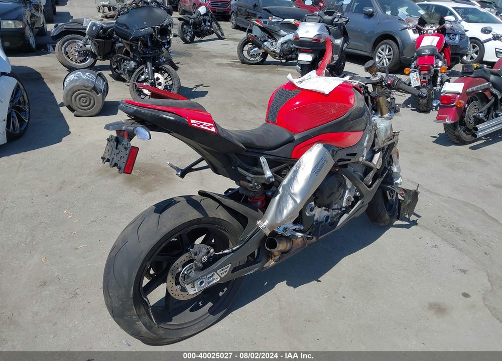 2024 BMW S 1000 RR VIN: WB10E6309R6J56125