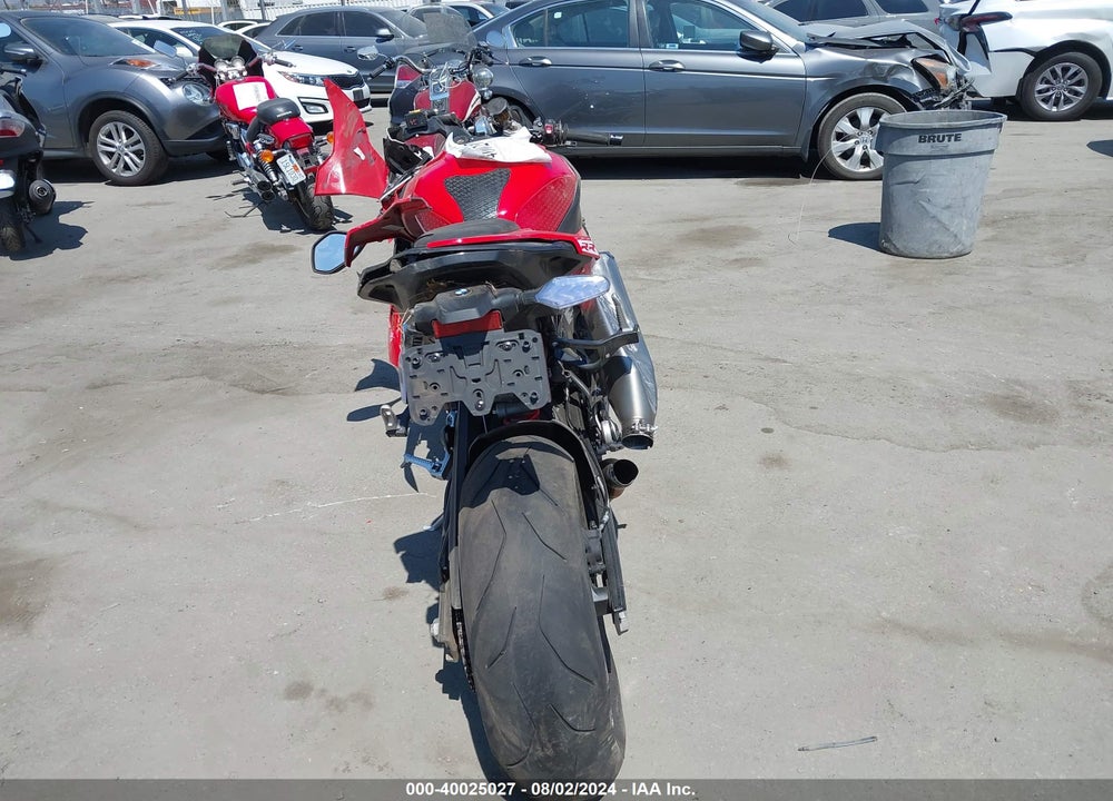 2024 BMW S 1000 RR VIN: WB10E6309R6J56125