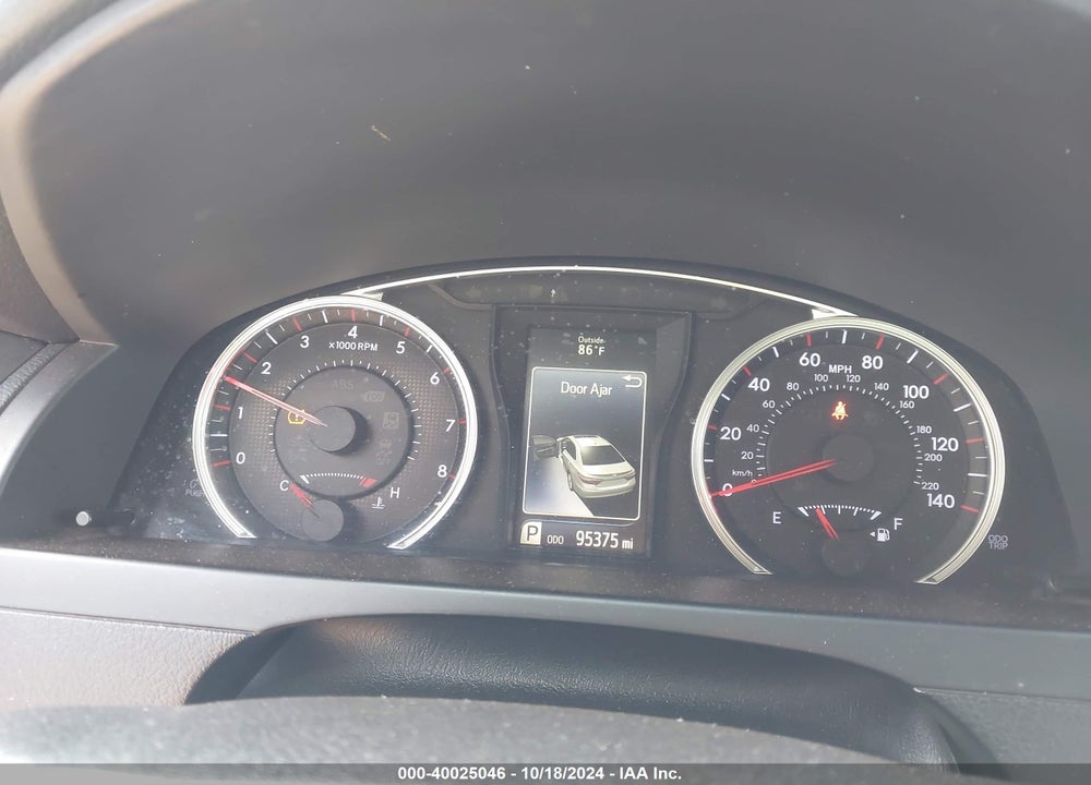 2015 TOYOTA CAMRY SE VIN: 4T1BF1FK4FU981436
