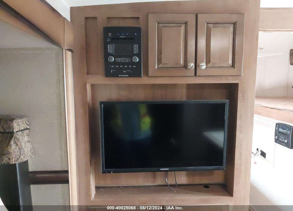 2017 FOREST RIVER WINDJAMMER ROCKWOOD TRAVEL TRAILER VIN: 4X4TRLF22H1873990