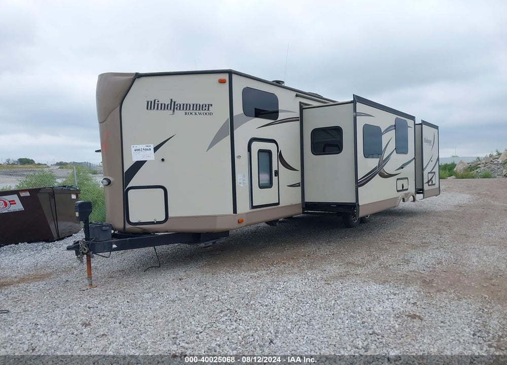 2017 FOREST RIVER WINDJAMMER ROCKWOOD TRAVEL TRAILER VIN: 4X4TRLF22H1873990