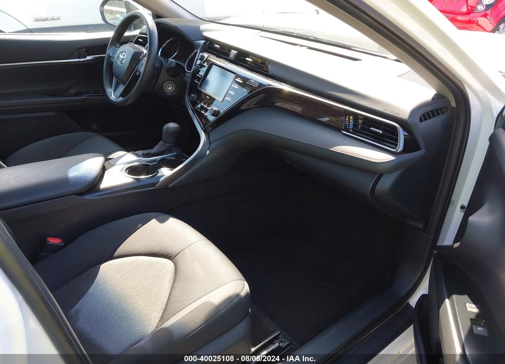 2020 TOYOTA CAMRY LE VIN: 4T1C11AK2LU950532