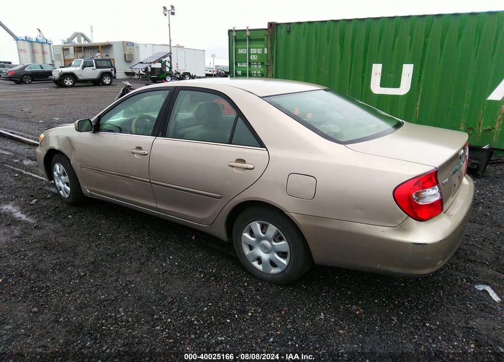 2004 TOYOTA CAMRY LE VIN: 4T1BE32KX4U845667