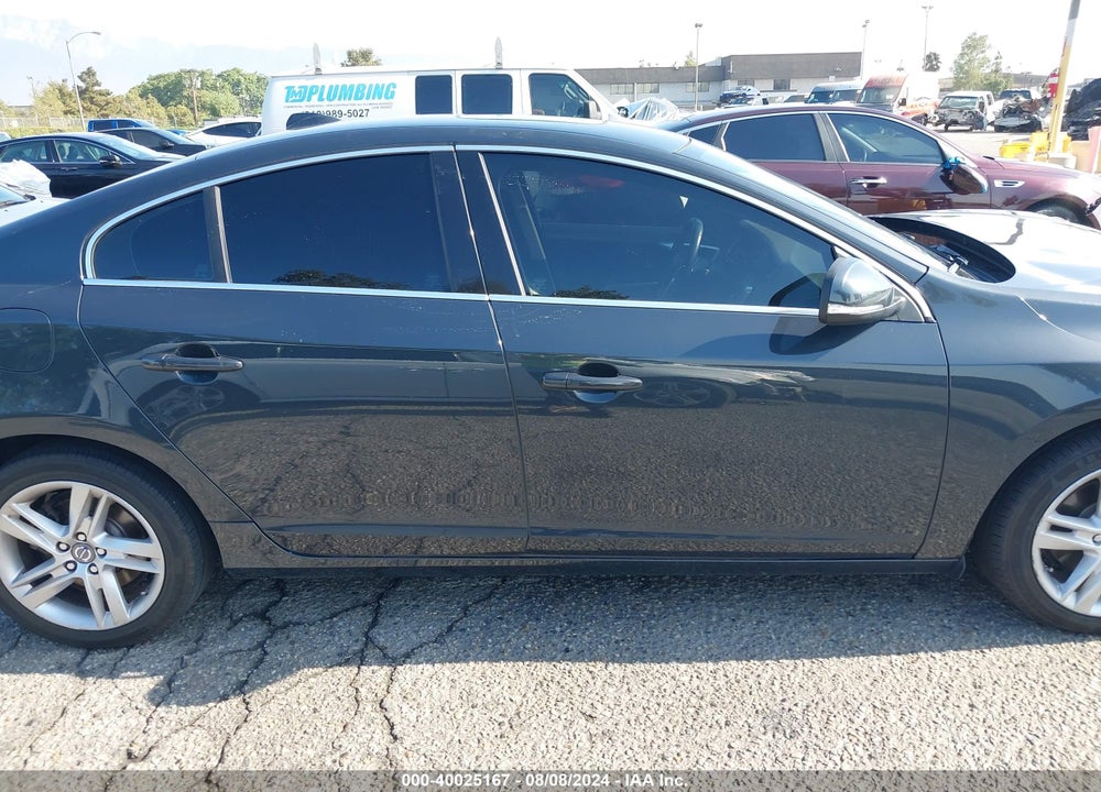 2015 VOLVO S60 T5 PREMIER VIN: YV140MFBXF1308128