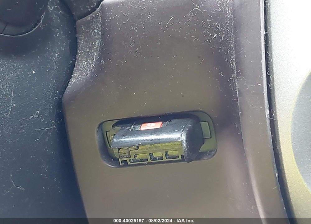 2005 TOYOTA PRIUS VIN: JTDKB20U853045081