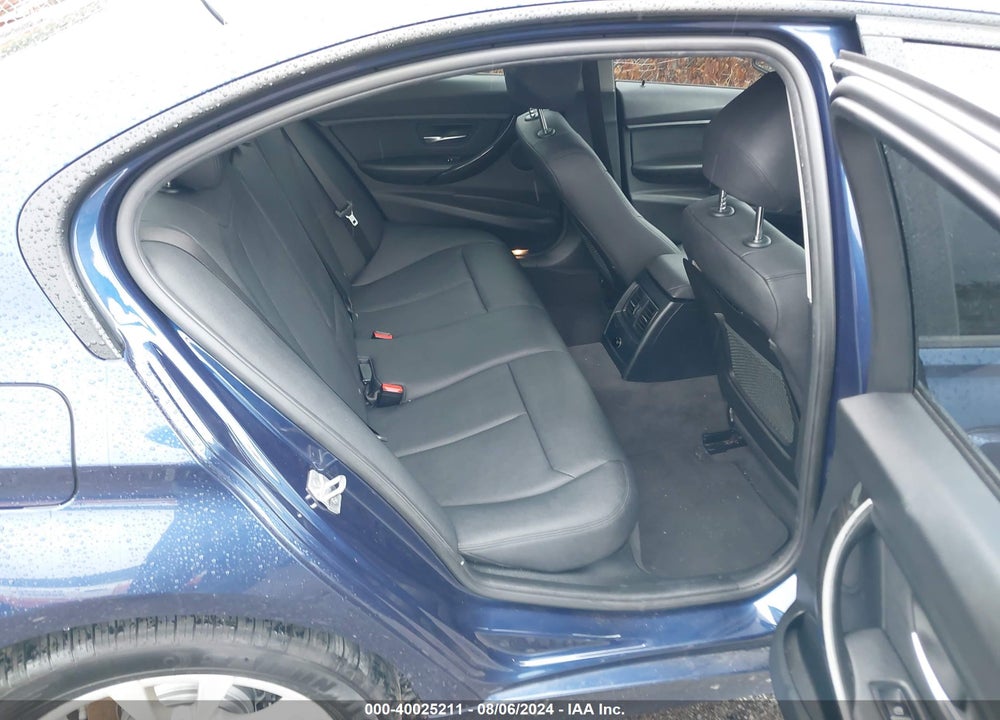 2018 BMW 320I XDRIVE VIN: WBA8E5G59JNV03031