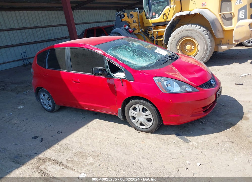 2010 HONDA FIT VIN: JHMGE8G27AC020833