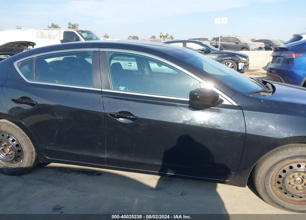 2013 ACURA ILX 2.0L VIN: 19VDE1F7XDE004527