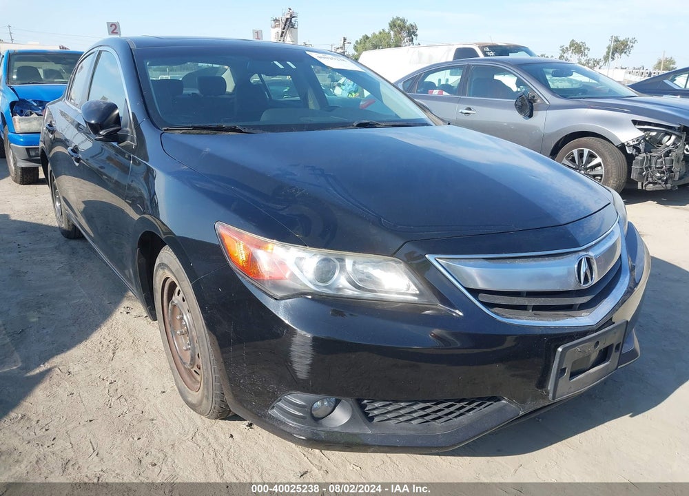 2013 ACURA ILX 2.0L VIN: 19VDE1F7XDE004527