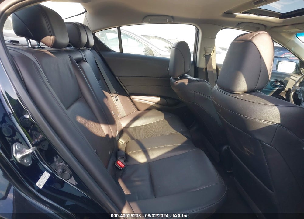 2013 ACURA ILX 2.0L VIN: 19VDE1F7XDE004527