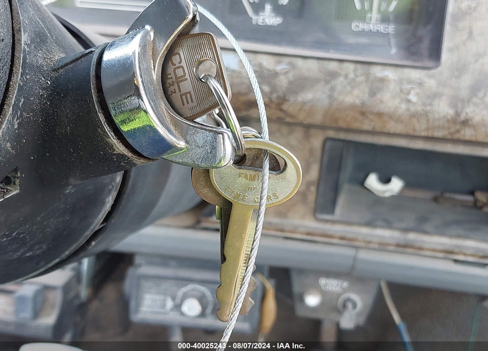 1986 FORD F150 VIN: 1FTEF14N6GPA16155