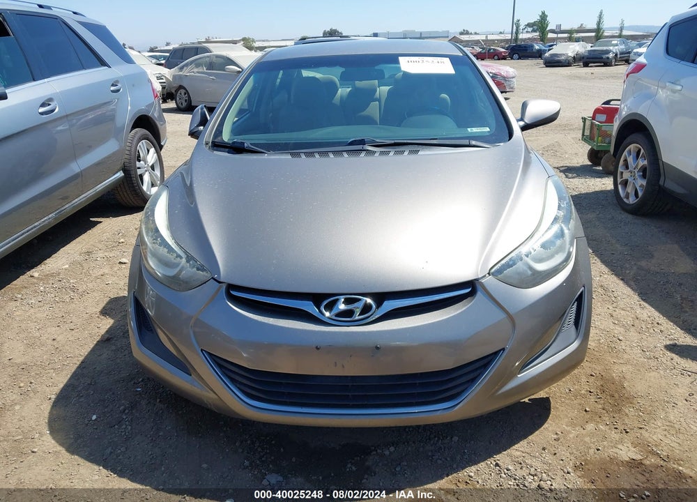 2015 HYUNDAI ELANTRA SE VIN: 5NPDH4AEXFH558526