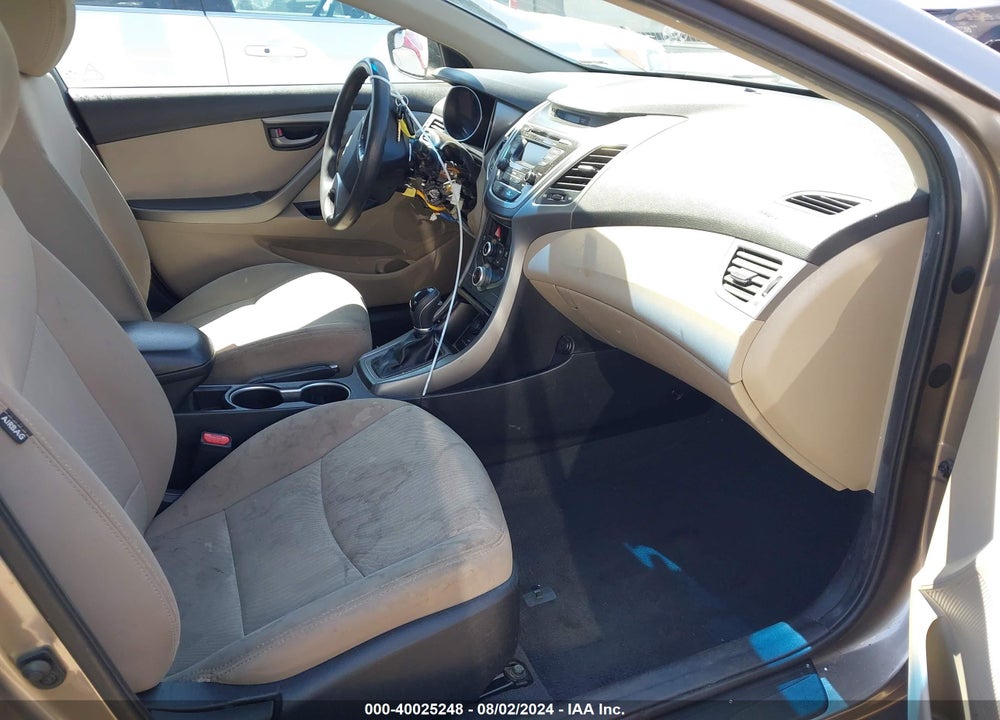 2015 HYUNDAI ELANTRA SE VIN: 5NPDH4AEXFH558526