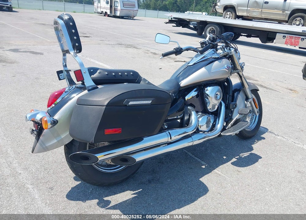 2011 KAWASAKI VN900 VIN: JKAVN2D17BA043425