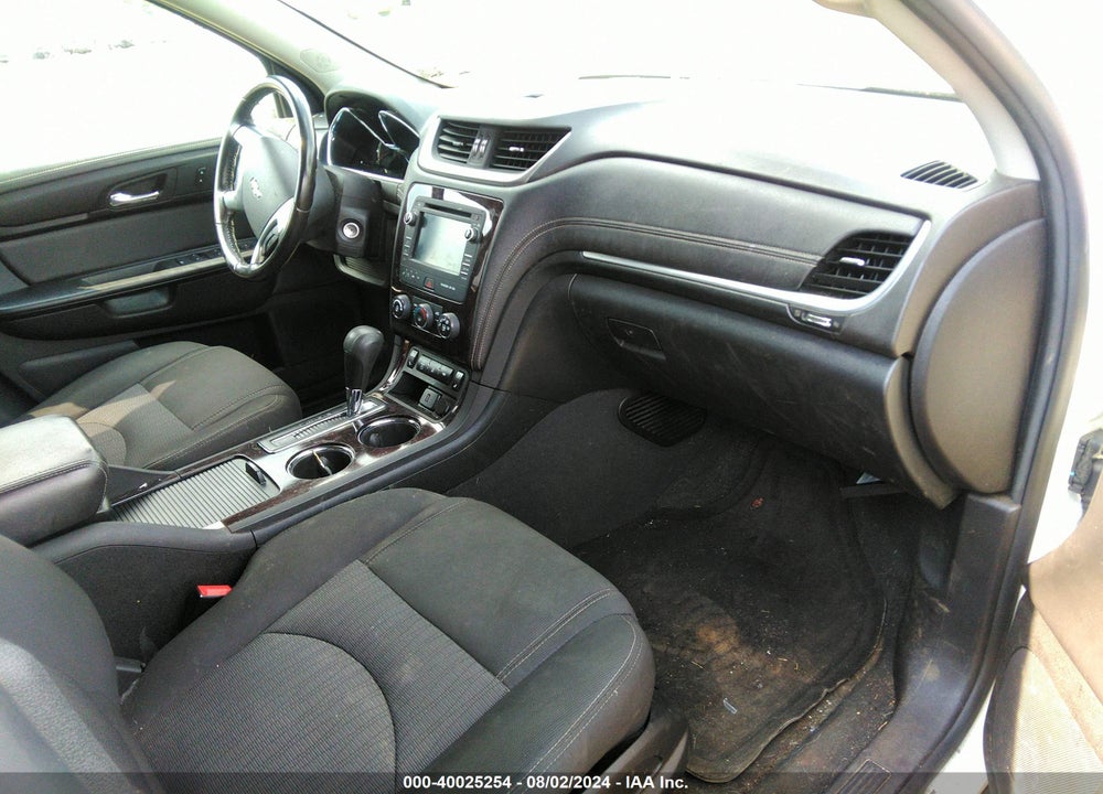 2017 CHEVROLET TRAVERSE 1LT VIN: 1GNKVGKD6HJ237625