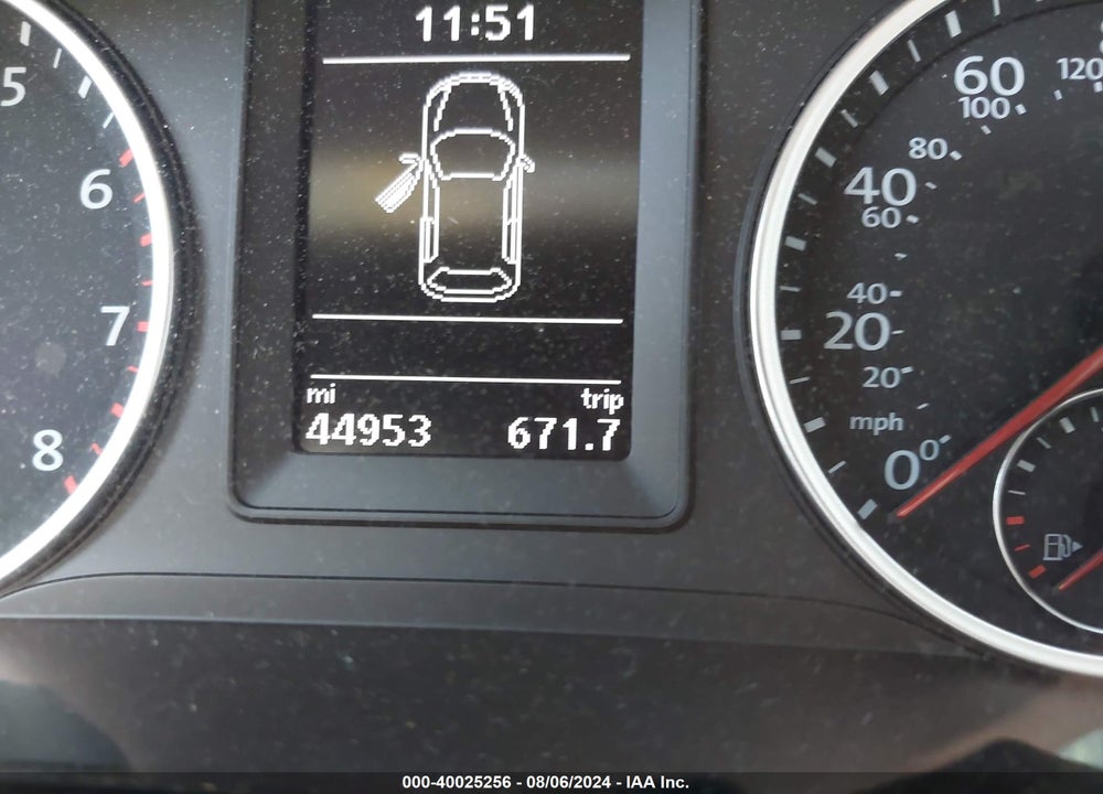 2017 VOLKSWAGEN TIGUAN 2.0T/2.0T S VIN: WVGAV7AX2HK046094