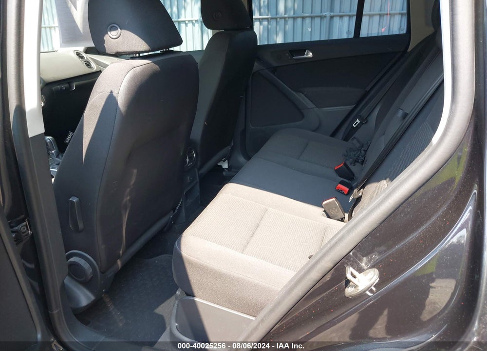2017 VOLKSWAGEN TIGUAN 2.0T/2.0T S VIN: WVGAV7AX2HK046094