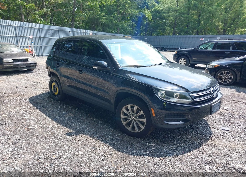 2017 VOLKSWAGEN TIGUAN 2.0T/2.0T S VIN: WVGAV7AX2HK046094