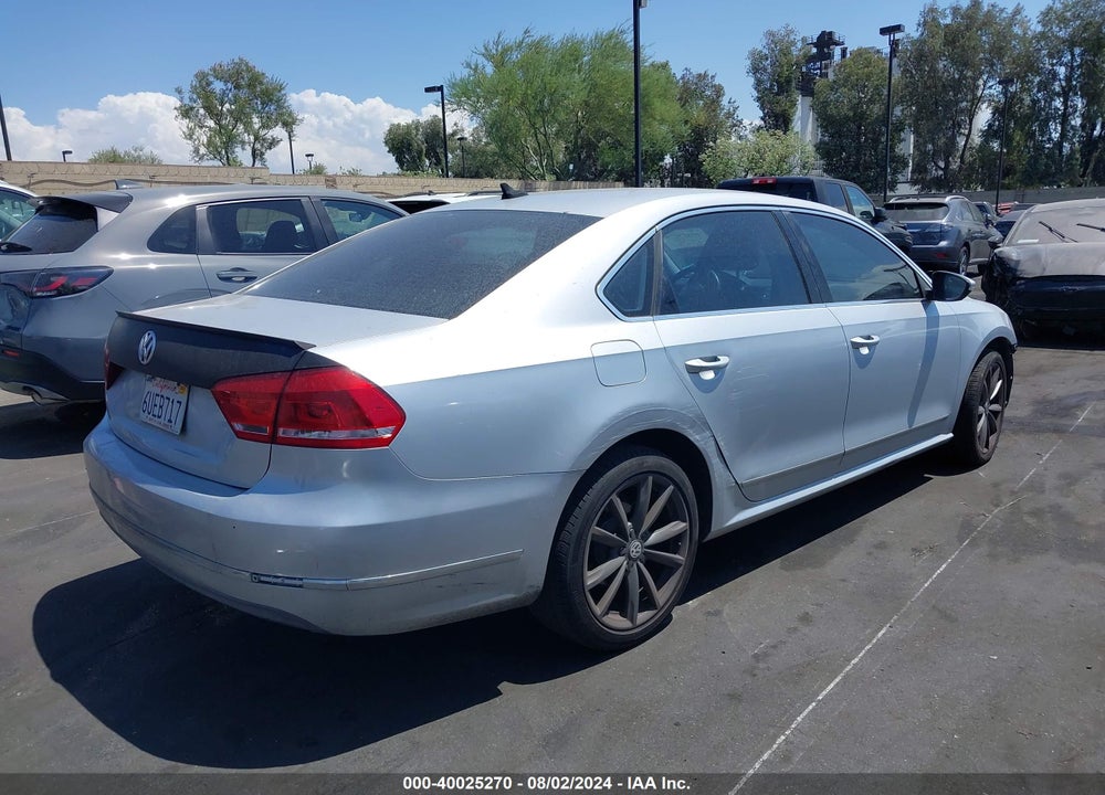 2012 VOLKSWAGEN PASSAT 2.5L SEL PREMIUM VIN: 1VWCP7A36CC028184
