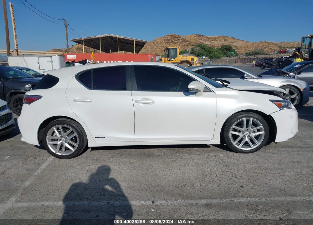 2016 LEXUS CT 200H VIN: JTHKD5BH7G2270479