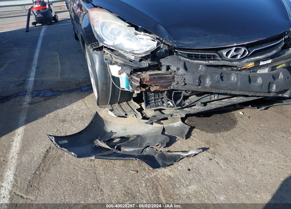2013 HYUNDAI ELANTRA LIMITED VIN: 5NPDH4AE8DH301393
