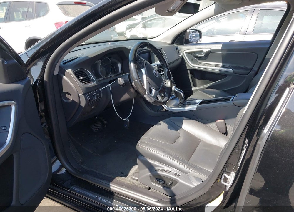 2015 VOLVO S60 T5 PREMIER VIN: YV140MFK5F2366349