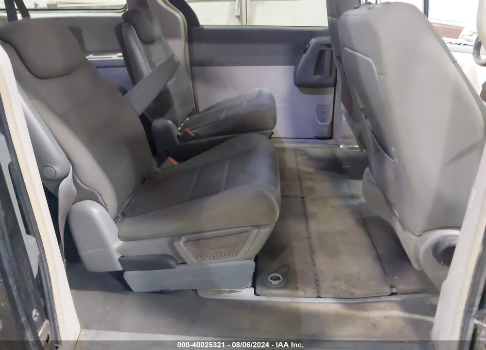 2010 CHRYSLER TOWN & COUNTRY TOURING VIN: 2A4RR5D10AR375997