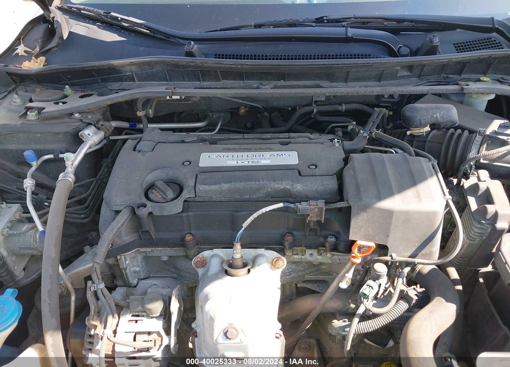 2015 HONDA ACCORD VIN: 1HGCR2F80FA048713