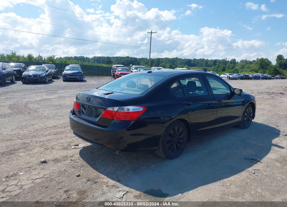 2015 HONDA ACCORD VIN: 1HGCR2F80FA048713