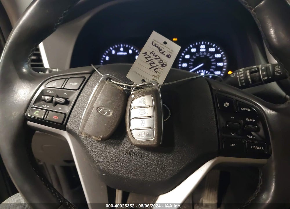 2018 HYUNDAI TUCSON LIMITED VIN: KM8J3CA26JU761280