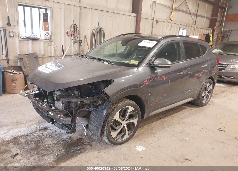 2018 HYUNDAI TUCSON LIMITED VIN: KM8J3CA26JU761280