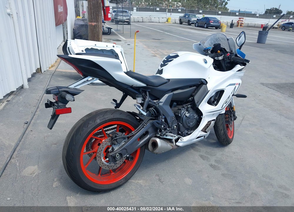2023 YAMAHA YZFR7 VIN: JYARM38Y0PA001639