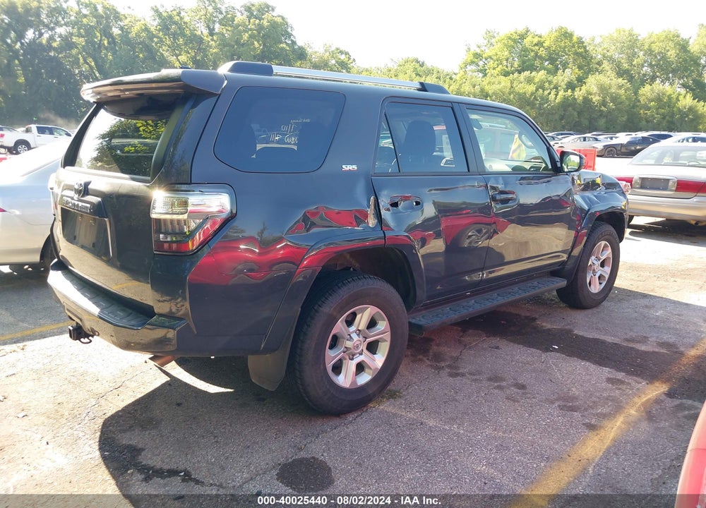 2024 TOYOTA 4RUNNER SR5 VIN: JTEMU5JR6R6239784
