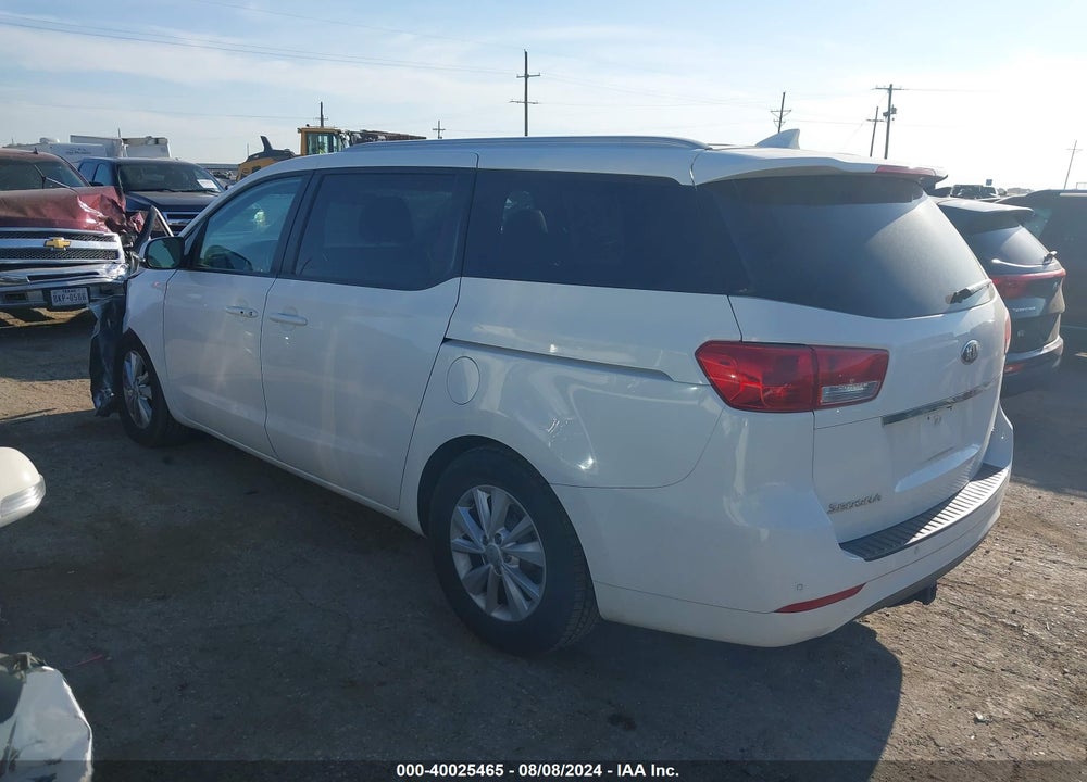 2018 KIA SEDONA LX VIN: KNDMB5C13J6381905