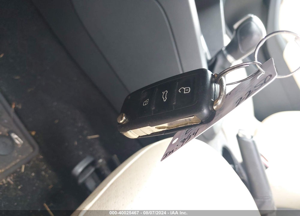 2017 VOLKSWAGEN JETTA 1.4T SE VIN: 3VWDB7AJ0HM230980