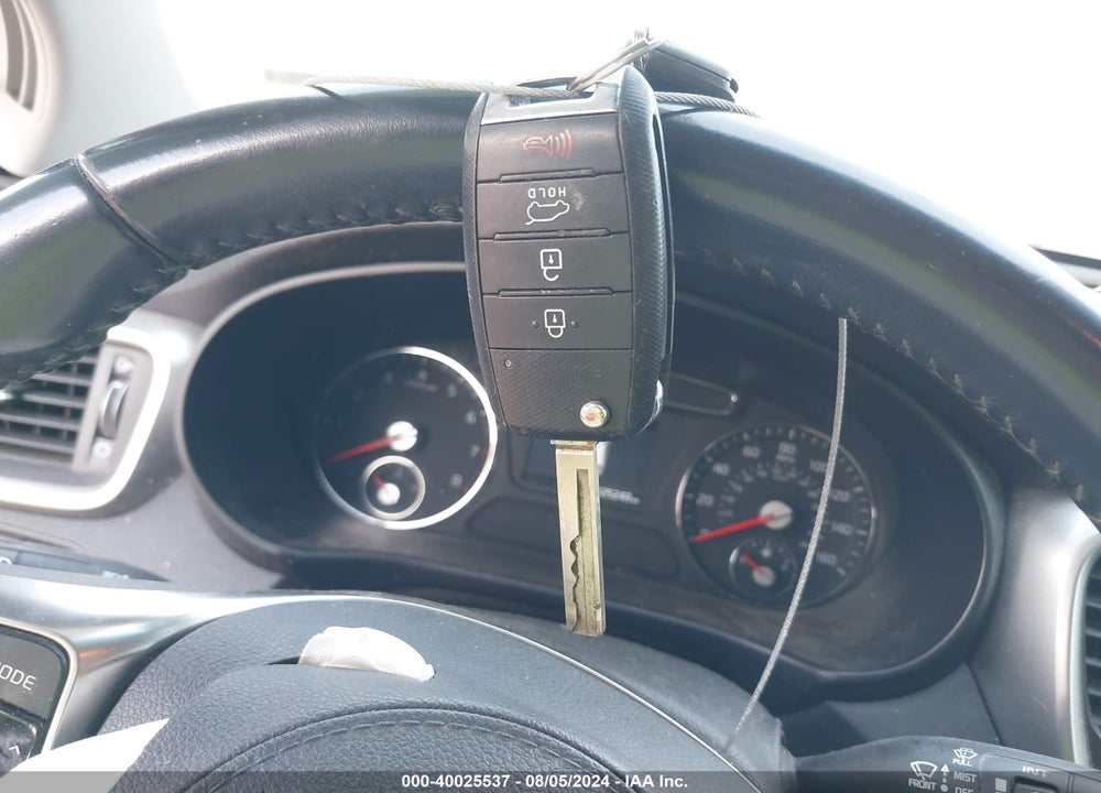 2019 KIA SORENTO VIN: 5XYPGDA30KG436970
