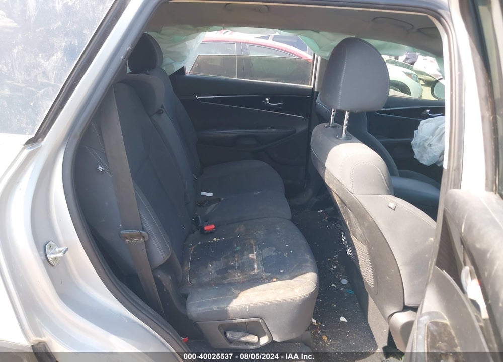 2019 KIA SORENTO VIN: 5XYPGDA30KG436970