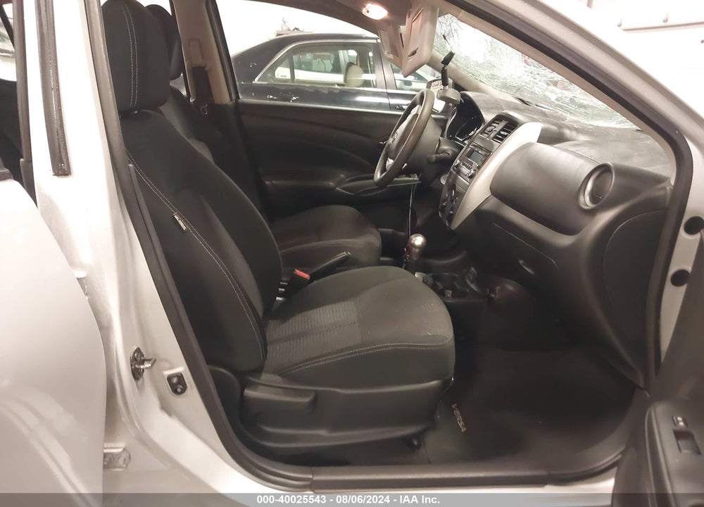 2017 NISSAN VERSA 1.6 SV VIN: 3N1CN7AP6HK429458