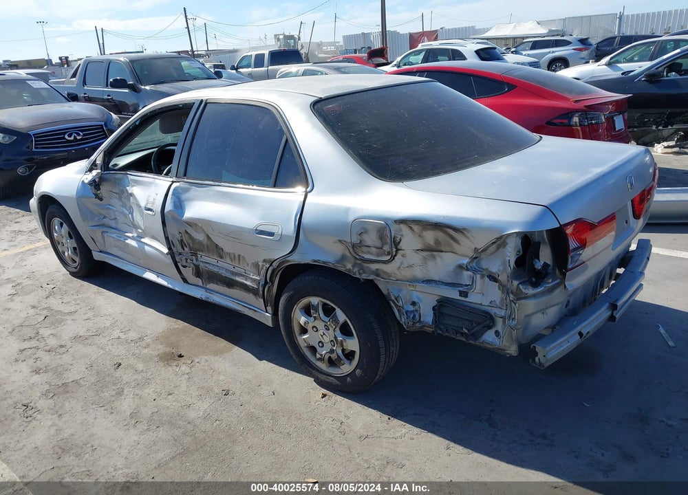 2002 HONDA ACCORD 2.3 EX VIN: JHMCG66082C012240