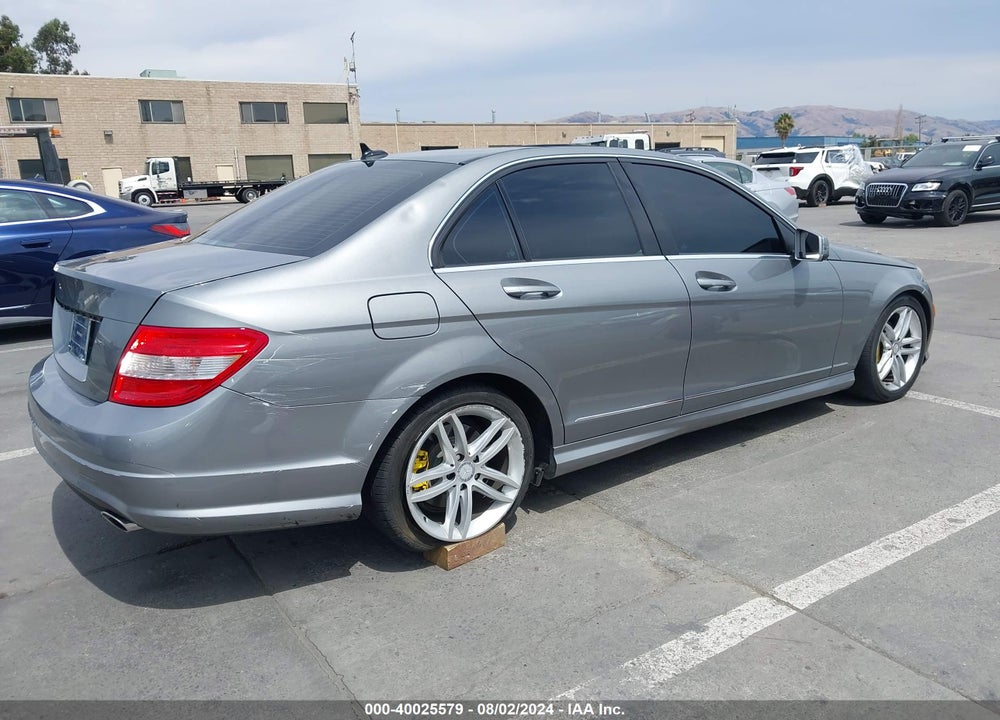 2010 MERCEDES-BENZ C 300 LUXURY 4MATIC/SPORT 4MATIC VIN: WDDGF8BB1AR126297